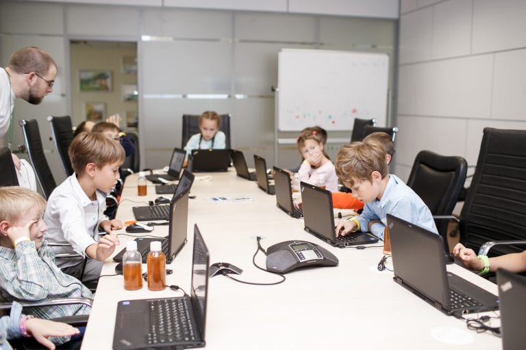 Обучение программированию с нуля для детей в Новосибирске